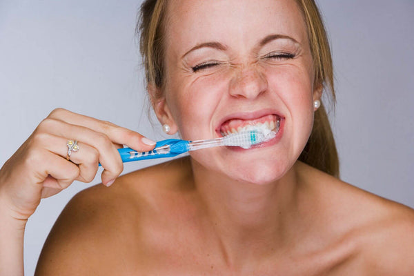 Brushing Properly is the Cornerstone of A Healthy Smile